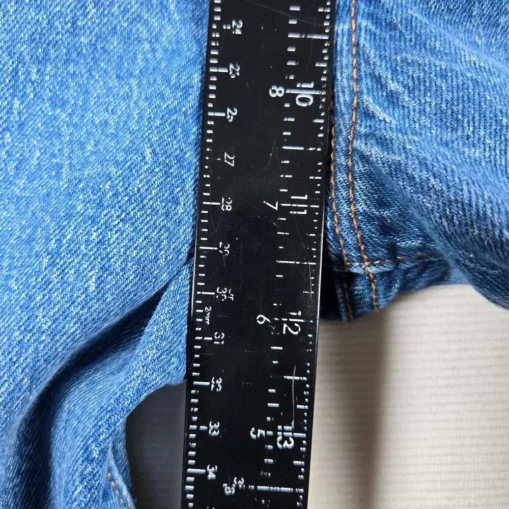 Levis pre loved